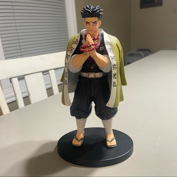 Demon Slayer: Kimetsu No Yaiba Gyomei Himejima Figure Banpresto - Picture 2 of 11
